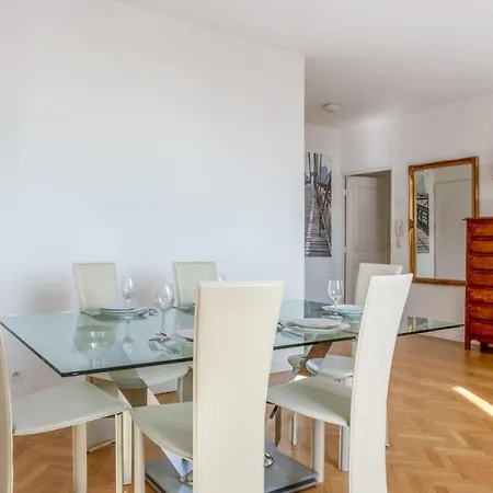 Charming Flat Near The Chateau De - Welkeys דירה ורסאי